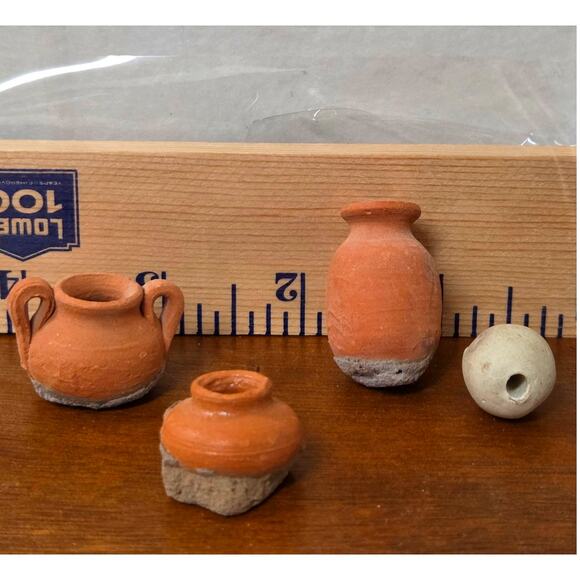 Mini Terracotta Clay Pots + a bead Pottery. - Picture 5 of 6